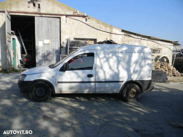 Dezmembrari  Opel COMBO C  2001  > 2011 1.3 CDTI 16V Motorina - 2