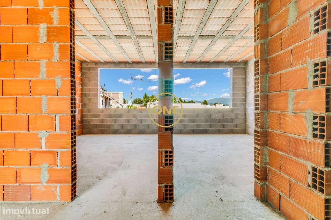 Moradia T3 Vila Golfe Condomínio l Amarante l 390,000.00€-45