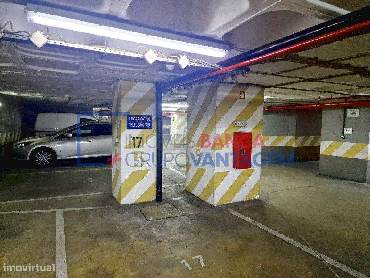 LUGAR DE PARQUEAMENTO - CHIADO - Grande imagem: 2/8