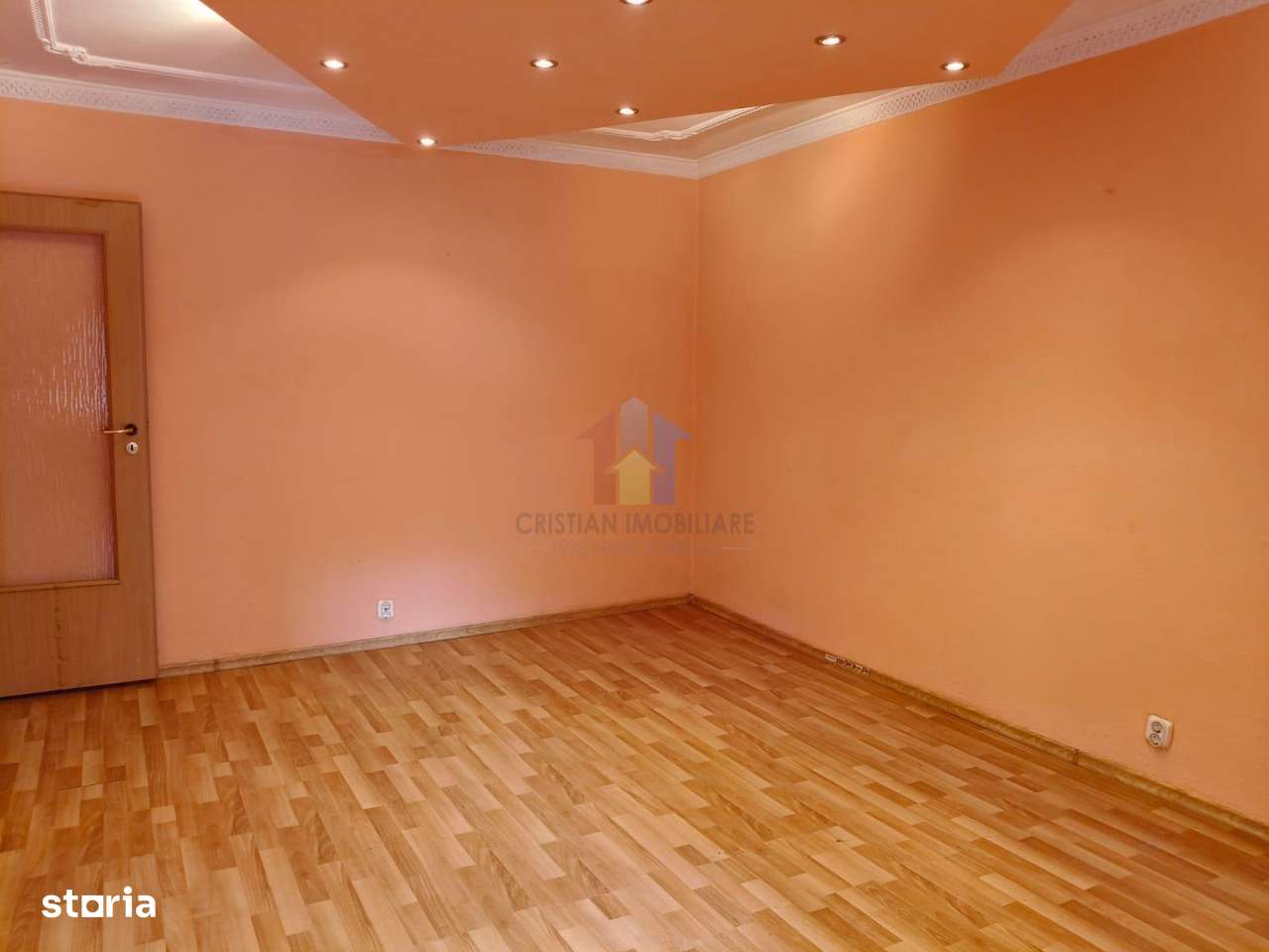 Ap 2 cam, conf 1, Buzaului Parter cu balcon, LIBER - Imagine principală: 4/11