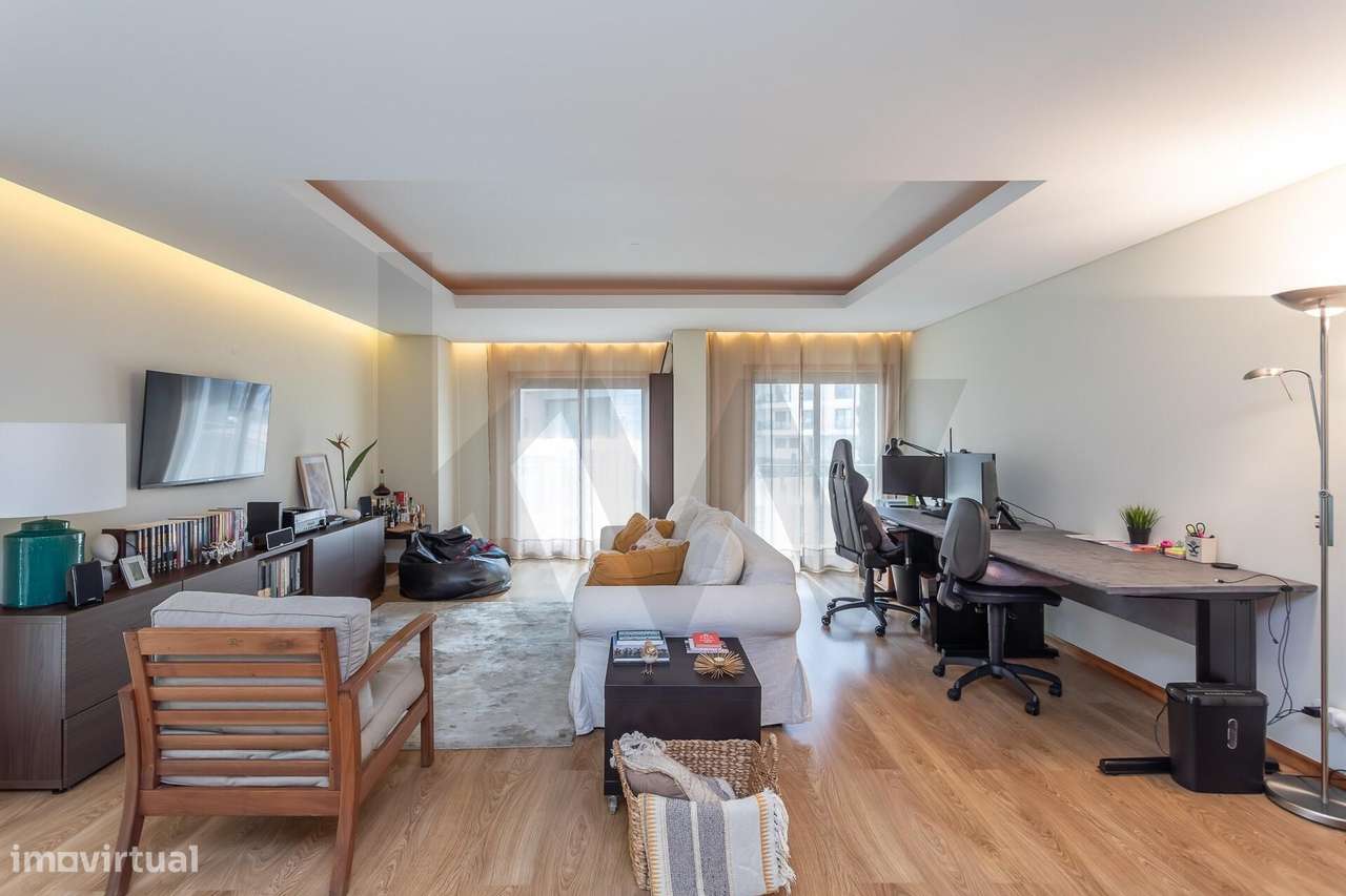 T3 com duas suites e dois lugares de garagem (Box) | Terraços do Marqu-5