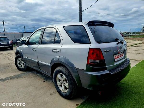 Kia Sorento - 7