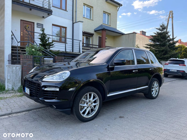 Porsche Cayenne - 8