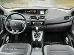 Renault Grand Scenic - 11