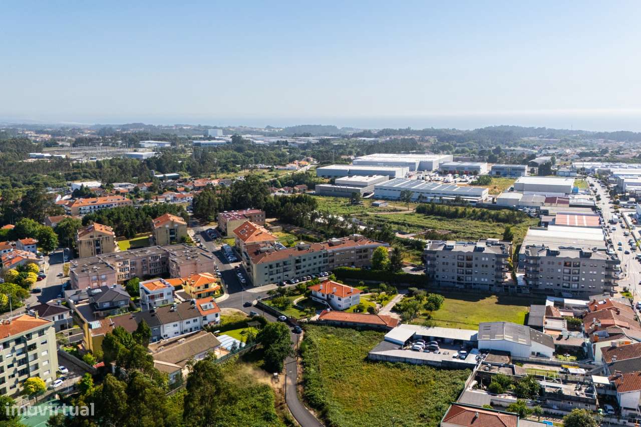 Arrendo T2 no centro de Canelas Vila Nova de Gaia