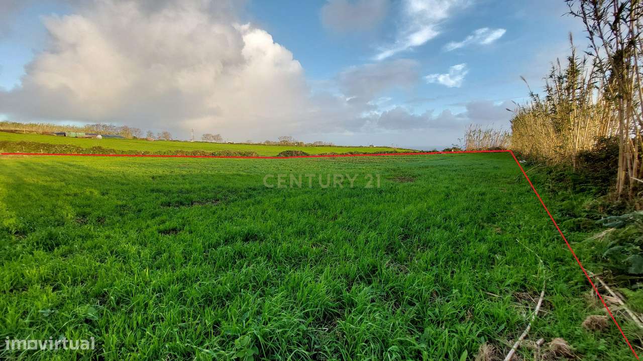 Terreno Rústico com 6.720 m2 - Grande imagem: 3/6