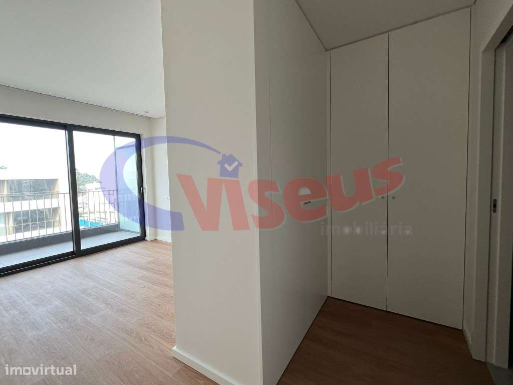 T4 Penthouse com Terraço Canidelo-17