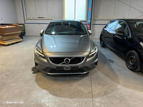 Volvo V40 2.0 D3 R-Design Geartronic - 2