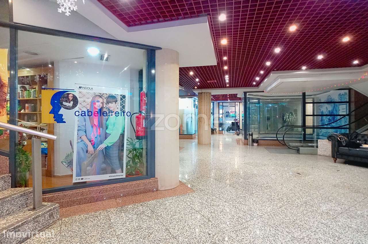 Loja no Centro de Aveiro - Grande imagem: 2/17