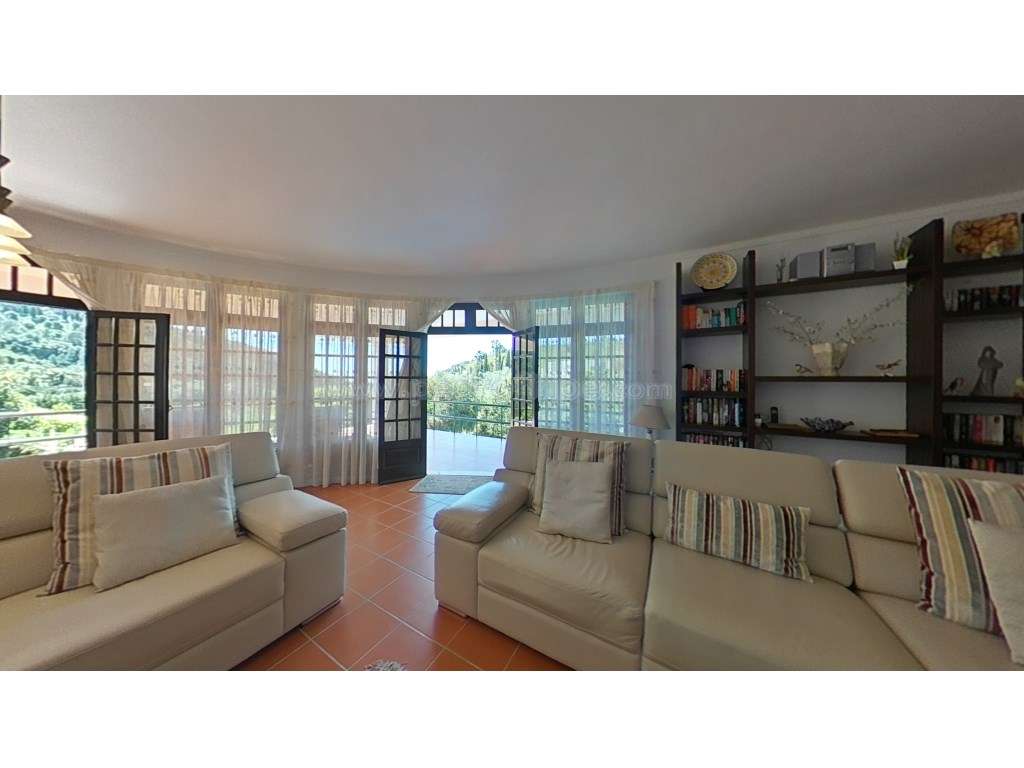 Moradia T4 Duplex Venda Sesimbra-10