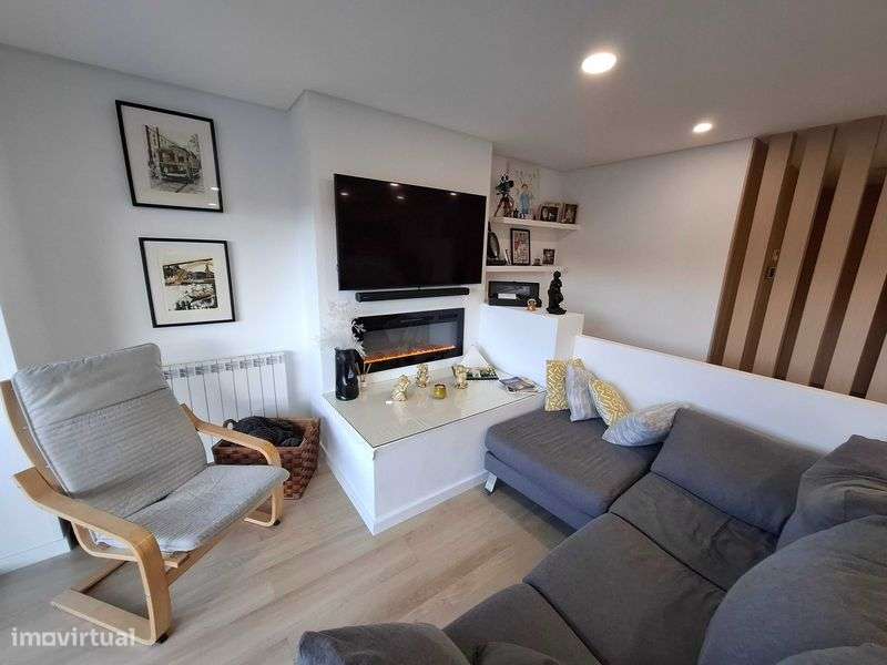 Vende se moradia V3 com 2 suites - Grande imagem: 5/12