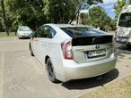 Toyota Prius 1.8 HSD Life - 4