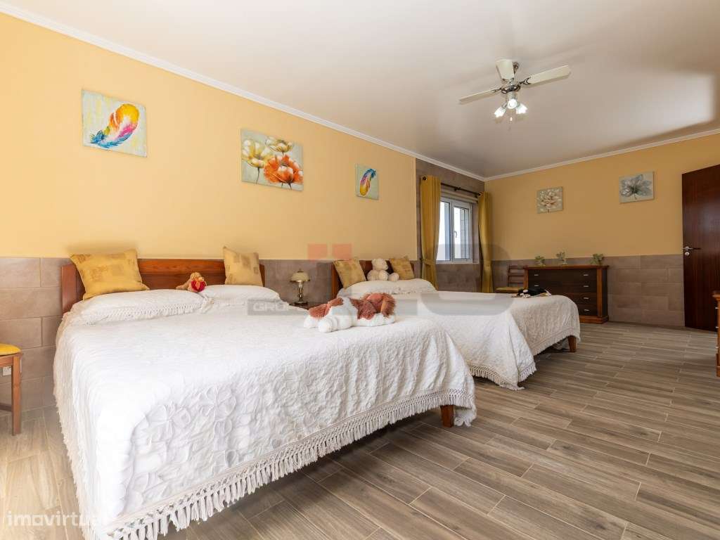 Moradia T3 Contemporânea com Grande Jardim em Rabo de Peixe , São M...-24