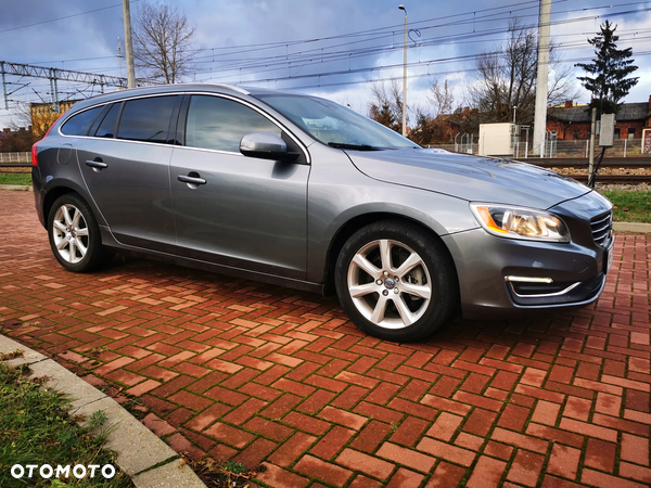 Volvo V60 T5 Drive-E Base - 4