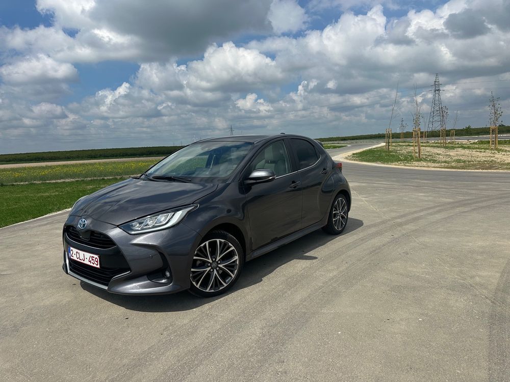 Toyota Yaris IV Hybrid 1.5 Premiere Edition 2022