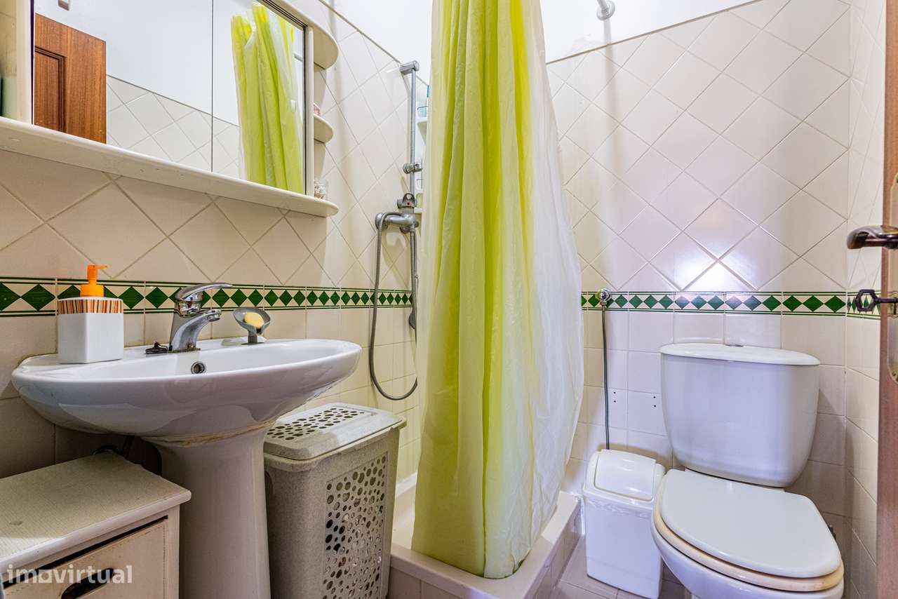 Apresento esta excelente moradia T3+1 no Cartaxo-36
