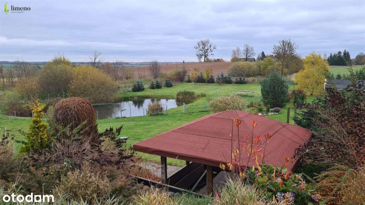 Kawał fajnej chaty ze stawem w Świątkach-13