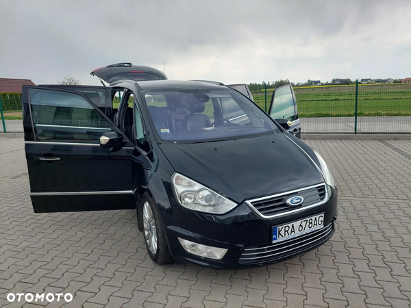 Ford Galaxy - 19