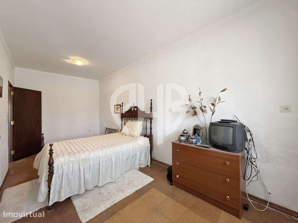 Moradia P/Recuperar Terreno 980m2 // Gáfete - Crato - Grande imagem: 5/60