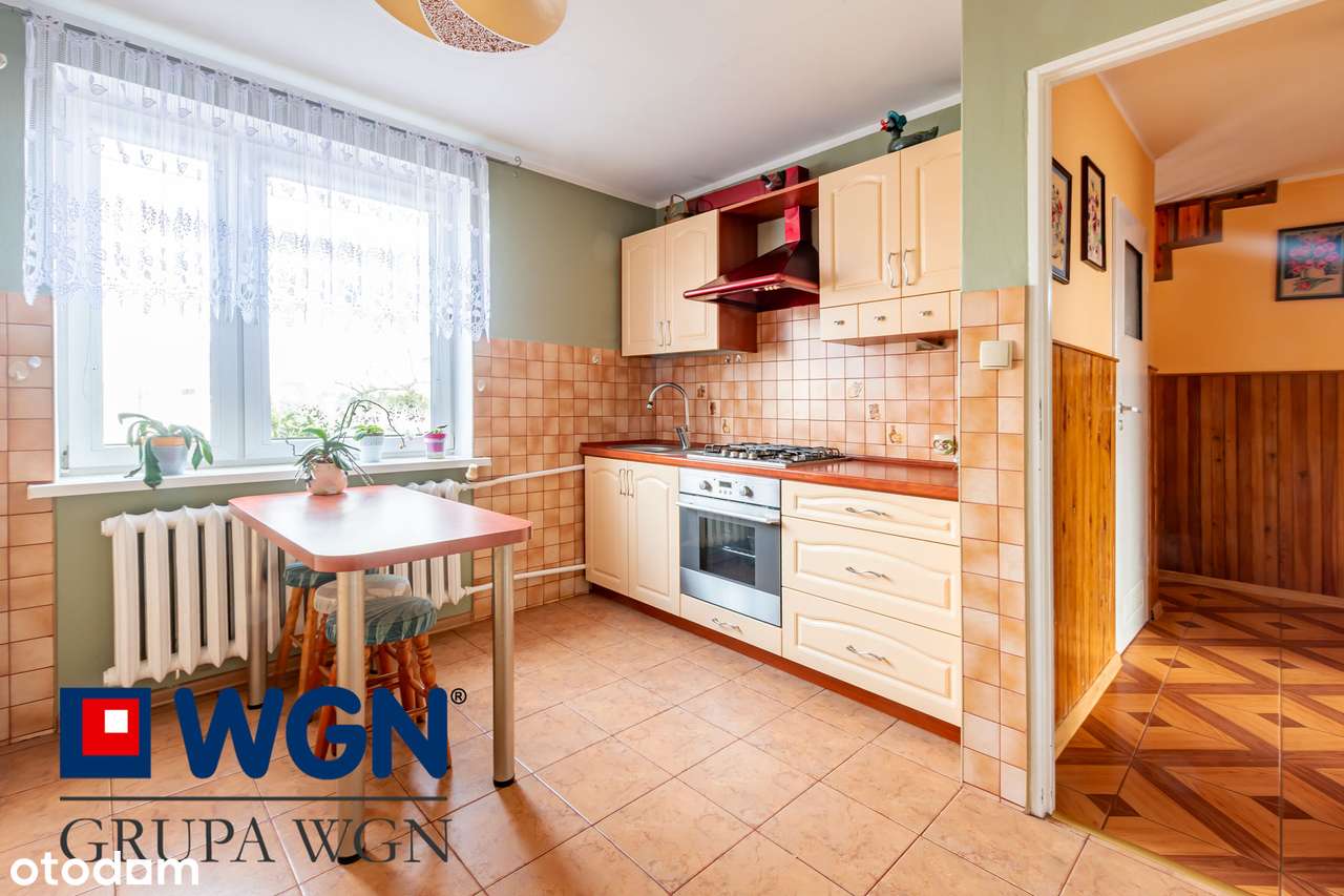 Słoneczny dom o pow. 200m2 położony na działce o pow.467 m2 w Sztumie.-5