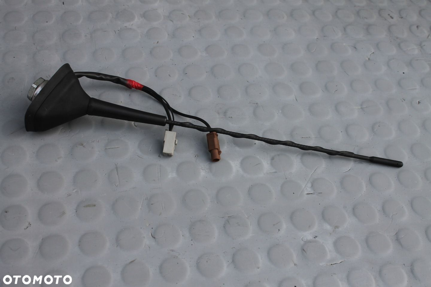 ANTENA DACHOWA 2 WTYCZKI NISSAN QASHQAI J11 13-21 - 2