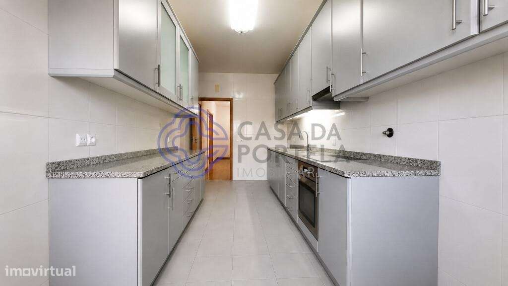 Apartamento T3 junto à praia, em Póvoa de Varzim, para venda.-5