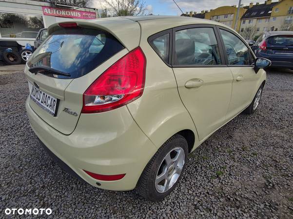 Ford Fiesta 1.4 Titanium - 4