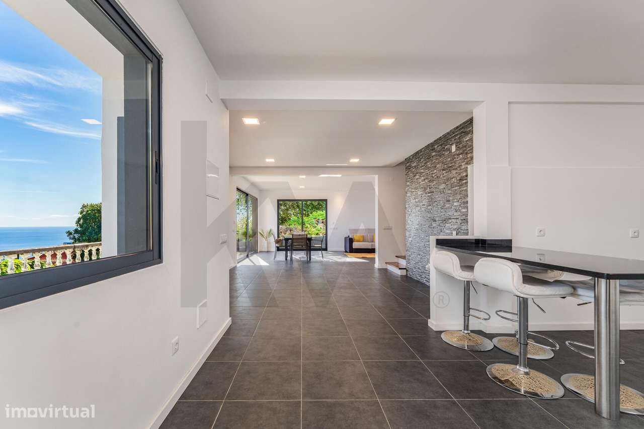 Moradia T3 com escritório, dois pisos e grande lote — Gaula, Santa Cru-5