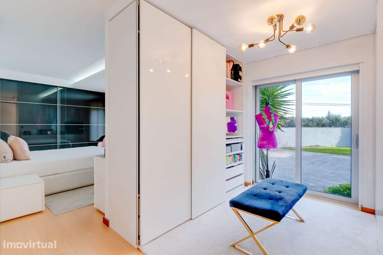 Elegância e Privacidade na Moradia dos Seus Sonhos-11