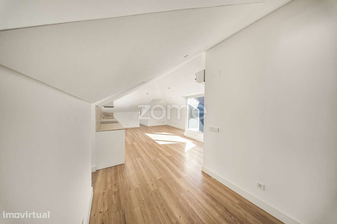 Estúdio T0 com terraço - Grande imagem: 5/11