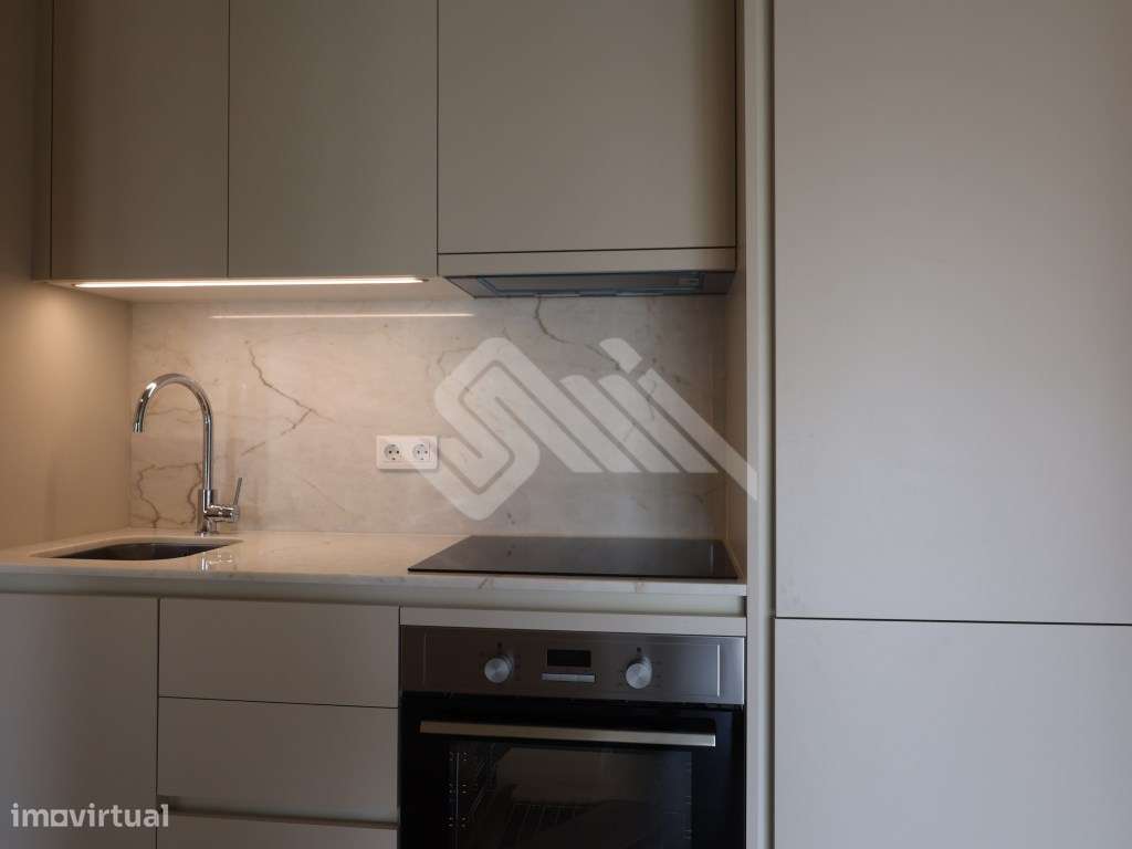 Apartamento T1 com Vista Panorâmica - Rotunda da Boavista / Casa da...-7