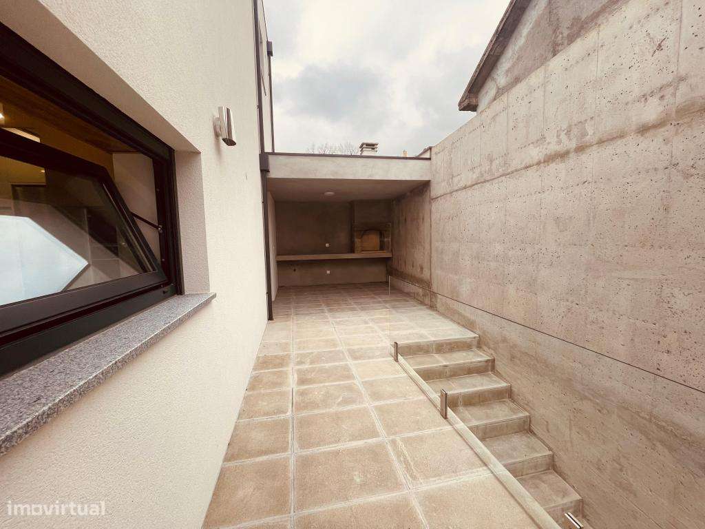 Moradia Nova Isolada à Venda na Guarda - Grande imagem: 4/16
