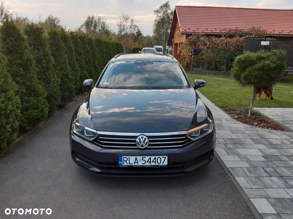 Volkswagen Passat 2.0 TDI SCR Highline - 1