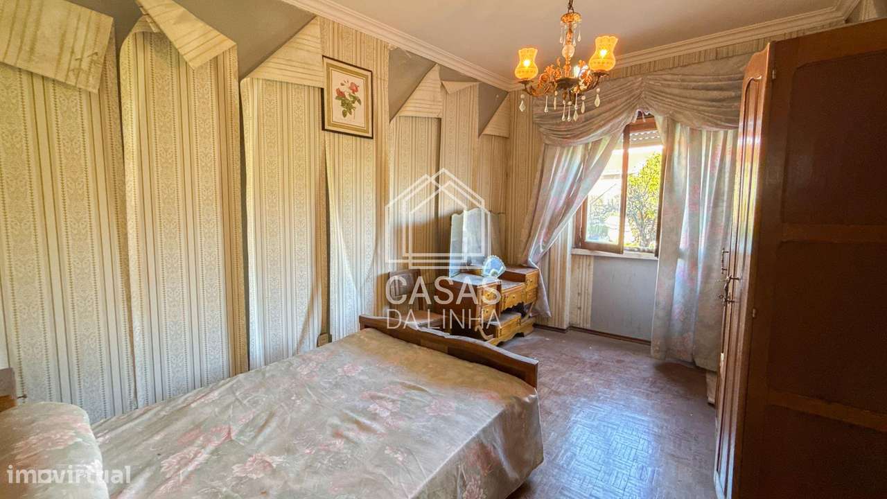 Moradia Independente T5 em Vila Fria - Porto Salvo-16