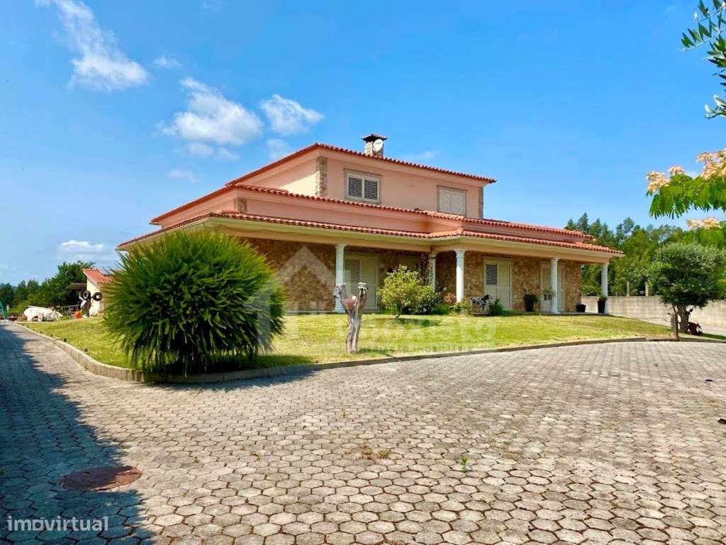 Moradia T4 pronta a habitar em Figueiró dos Vinhos - Grande imagem: 4/53