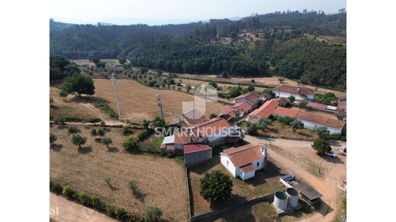 Conjunto edificado no Carapinhal-17