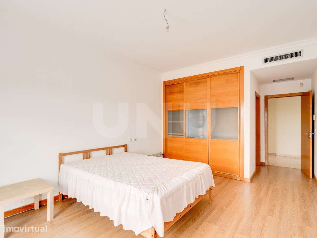 Quinta com 4,8 hectares e casa T9 em Vila Nova da Baronia-43