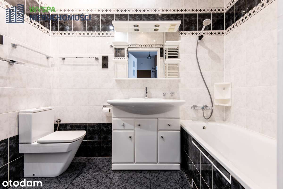 Okazja| klimatyzacja| garaż| do wejścia !-9