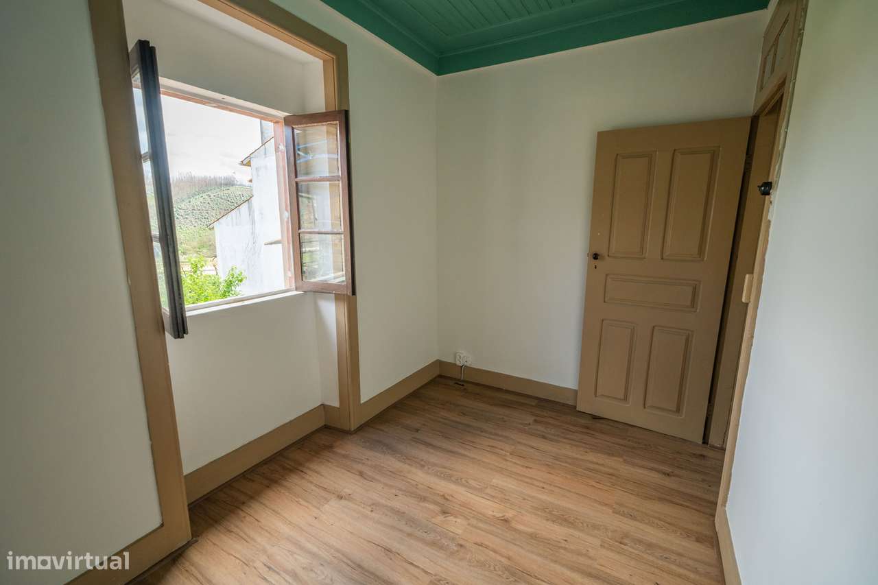 Moradia com Vista Panorâmica em Sernada do Vouga - Grande imagem: 4/30