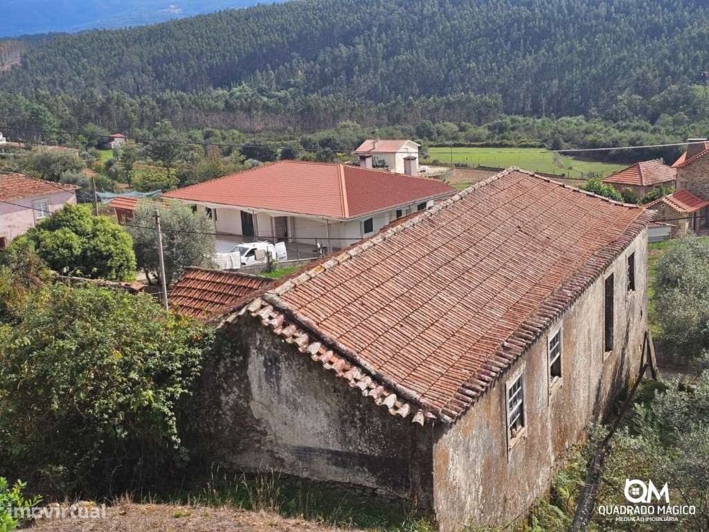 Uma casa por reinventar, 1.827 m² para sonhar, descubra este imóvel!-38