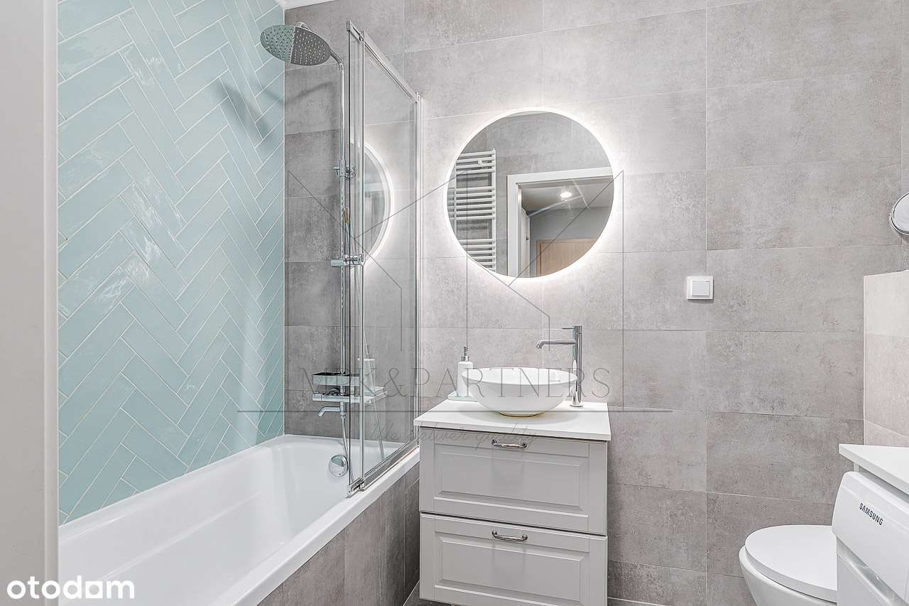 Dwustronne! Piękne! Trzypokojowe mieszkanie w spokojnej okolicy!-9