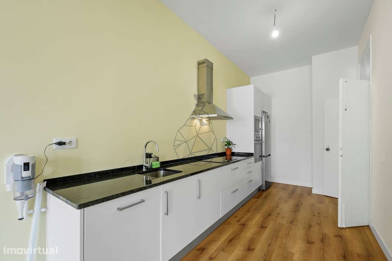 Viva o Encanto da Cidade Antiga - Apartamento com Tetos Altos e Muito-24