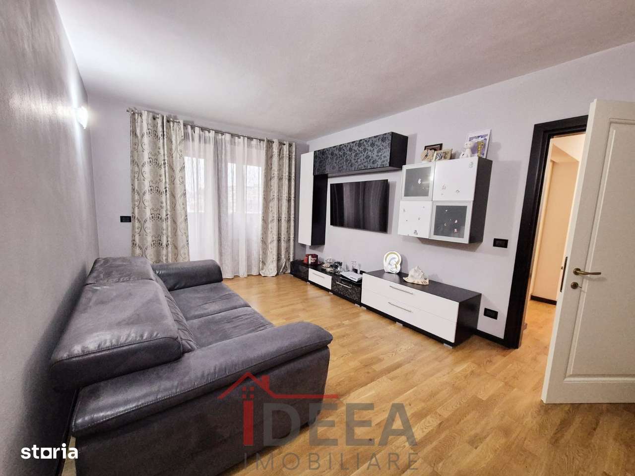 Apartament cu 3 camere, decomandat, ultracentral-7