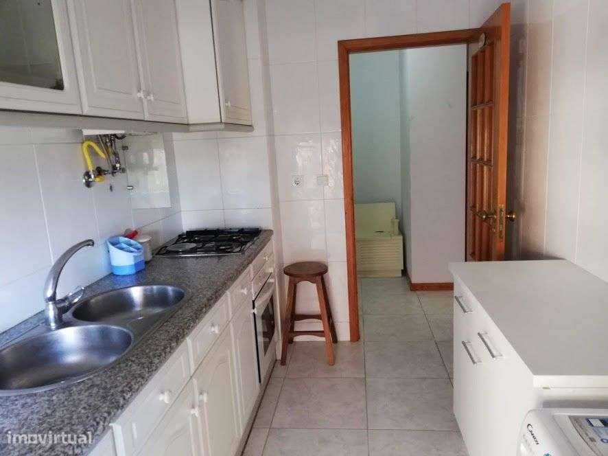 Apartamento T1 Próximo da Praia - Equipado - Grande imagem: 2/6