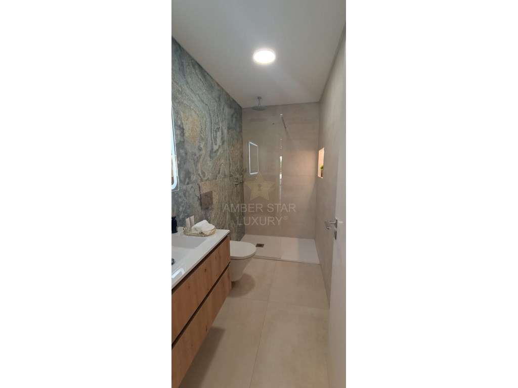 Apartamento T2 decorado e mobilado em São Domingos de Benfica - Grande imagem: 5/7