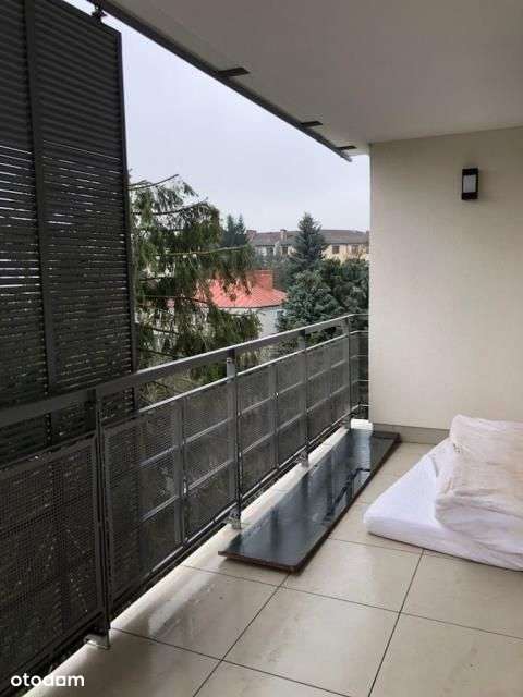 2 pok,garaż komórka 55m2 przy parku, Kryształowa40-19