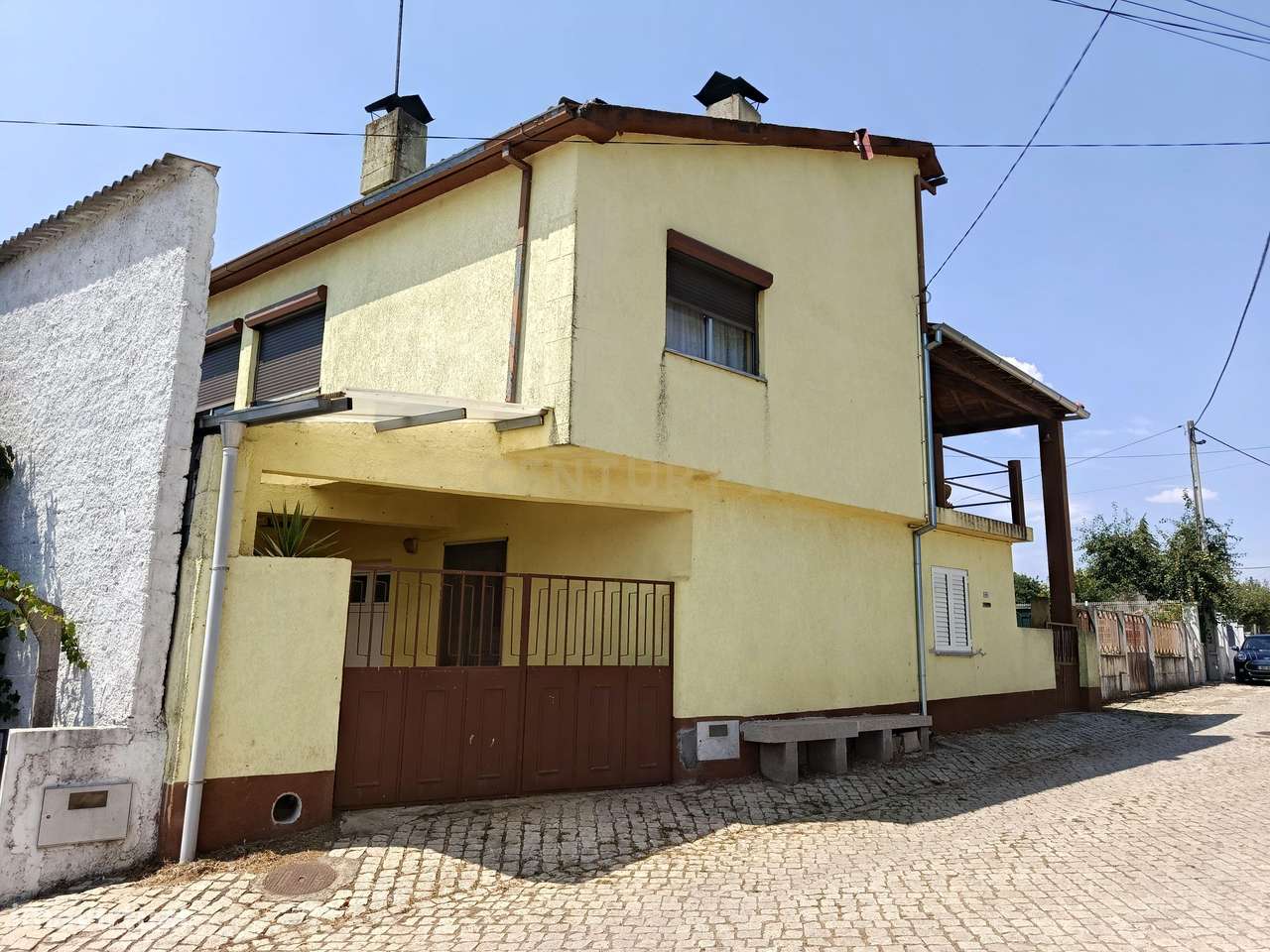 Moradia T4 com Terreno - Salsas - Bragança - Grande imagem: 3/41