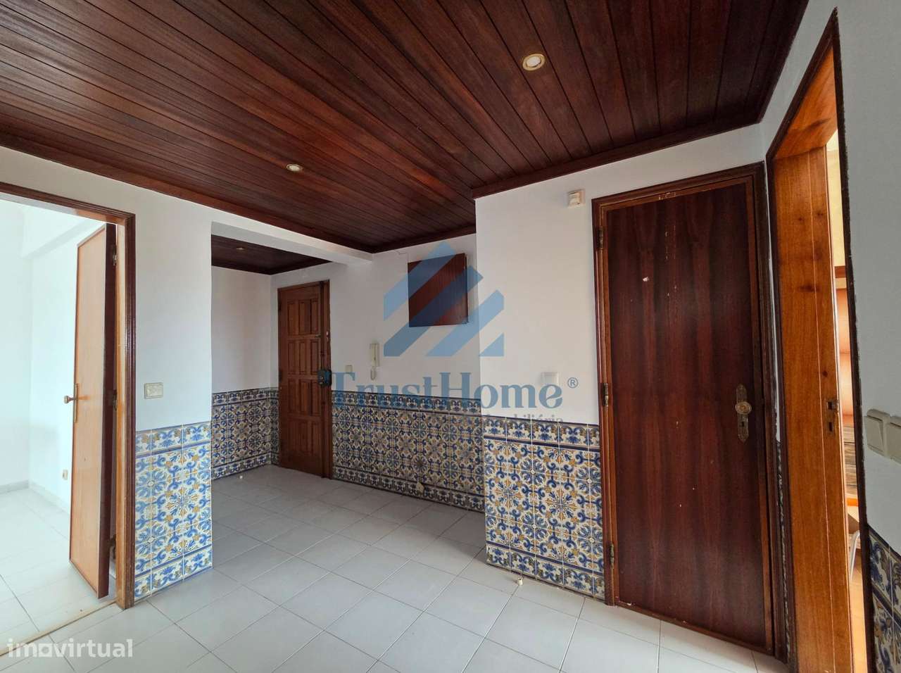 T2 no centro da Arrentela perto da Baia, a 2,5km da estação de...-3