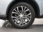 Mitsubishi Outlander 2.2 DI-D Instyle Navi Black Edition - 6