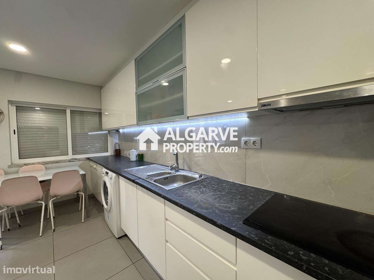 Apartamento T2 a 400 metros da Praia – Quarteira / Próximo da Marina d - Grande imagem: 2/17